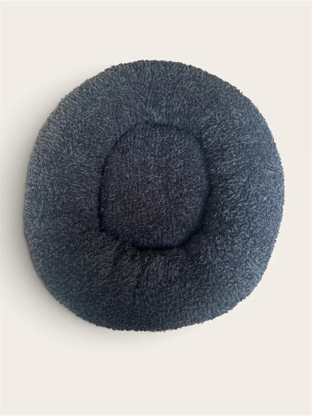 NEW! Barefoot Dreams CozyChic Round Pet Bed